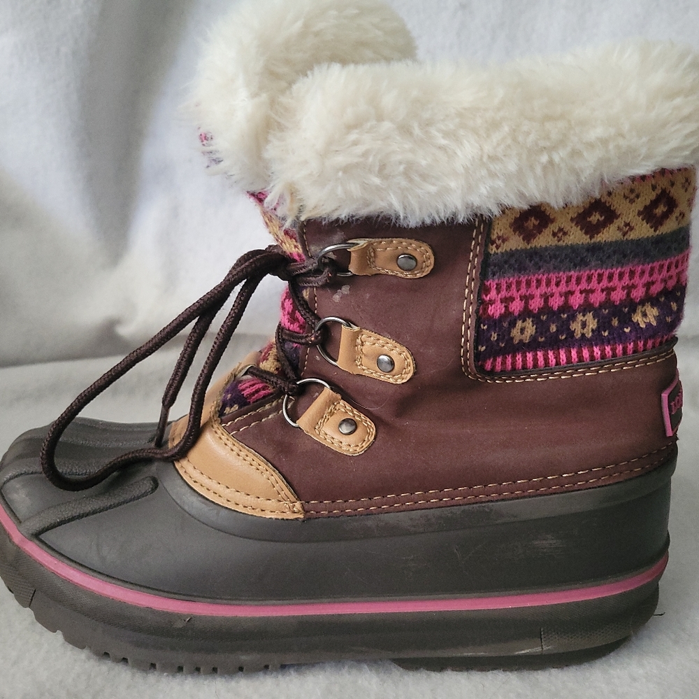 London Fog girls boots